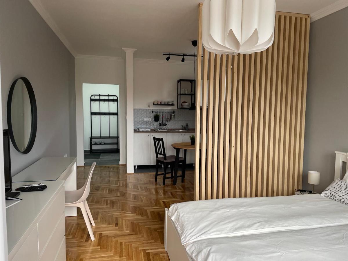 Apartmani 松博尔 外观 照片