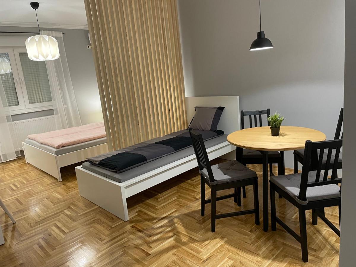 Apartmani 松博尔 外观 照片